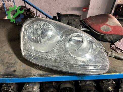 Volkswagen Jetta Sağ Ön Far çıkma parça