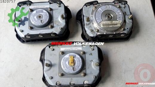 Volkswagen Jetta Direksiyon Airbag 3B0880201AE çıkma parça