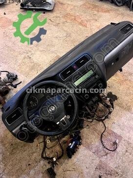 Volkswagen Jetta Göğüs 5C7857059B çıkma parça