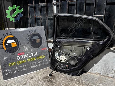 Volkswagen Jetta Sağ Arka Kapı çıkma parça