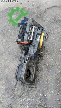Volkswagen Jetta Kalorifer Kutusu çıkma parça