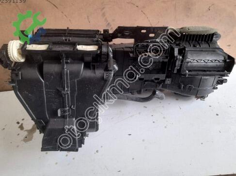 Volkswagen Jetta Kalorifer Kutusu çıkma parça