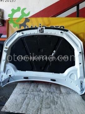 Volkswagen Jetta Ön Kaput 5C6823031 çıkma parça