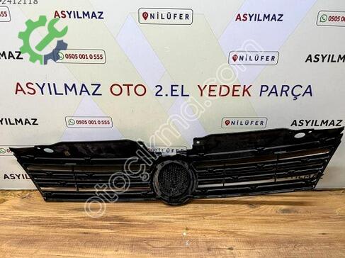 Volkswagen Jetta Ön Panjur 5C6853655A çıkma parça