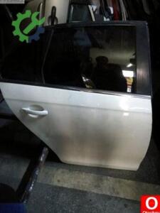 Volkswagen Jetta sağ arka kapı orjinal çıkma