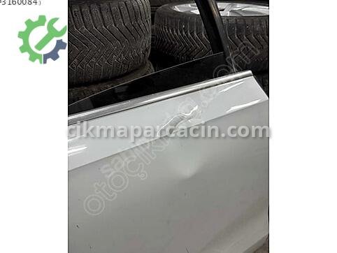 Volkswagen Jetta Sağ Arka Kapı çıkma parça