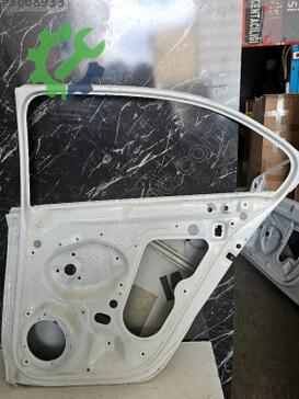 Volkswagen Jetta Sağ Arka Kapı 5C6833056 çıkma parça