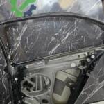 VOLKSWAGEN JETTA SAĞ ARKA KAPI 5C6833056