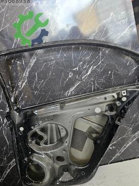 Volkswagen Jetta Sağ Arka Kapı 5C6833056 çıkma parça