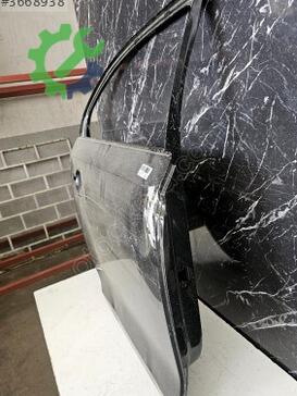 Volkswagen Jetta Sağ Arka Kapı 5C6833056 çıkma parça