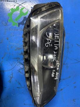 Volkswagen Jetta Sağ Ön Far çıkma parça