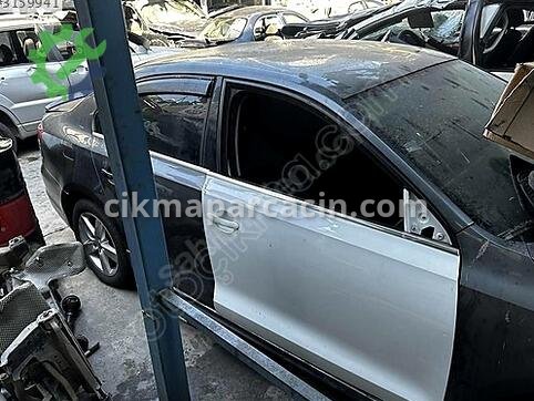 Volkswagen Jetta Sağ Kapı çıkma parça