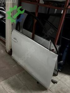 Volkswagen Jetta SAĞ ÖN KAPI !!! Çıkma Orijinal