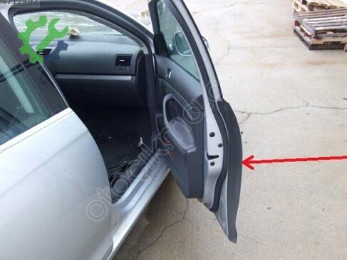 Volkswagen Jetta Kapı Çıtası 1K5837382F çıkma parça