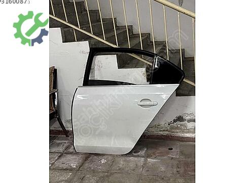 Volkswagen Jetta Sol Arka Kapı çıkma parça