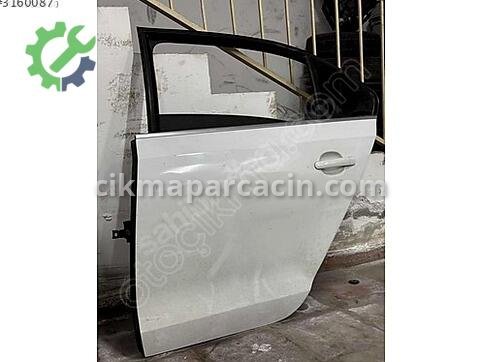 Volkswagen Jetta Sol Arka Kapı çıkma parça