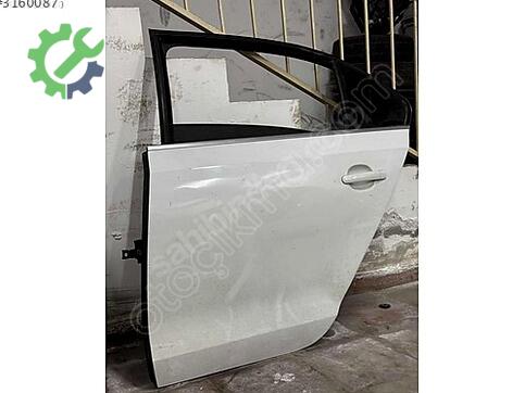 Volkswagen Jetta Sol Arka Kapı çıkma parça
