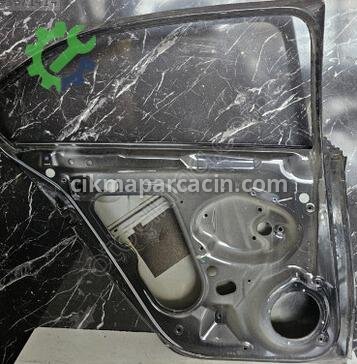 Volkswagen Jetta Sol Arka Kapı 5C6833055 çıkma parça