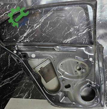 Volkswagen Jetta Sol Arka Kapı 5C6833055 çıkma parça
