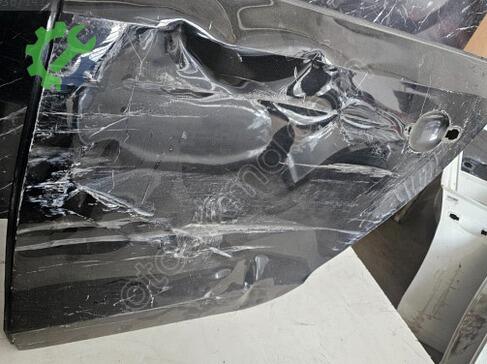 Volkswagen Jetta Sol Arka Kapı 5C6833055 çıkma parça