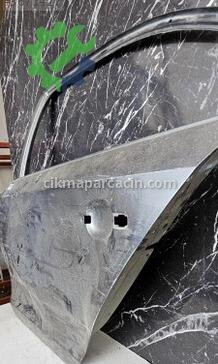 Volkswagen Jetta Sol Arka Kapı 5C6833055 çıkma parça