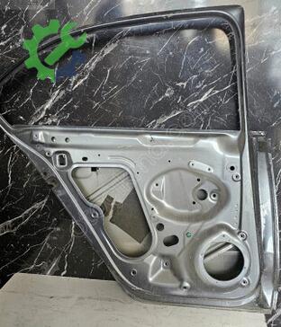 Volkswagen Jetta Sol Arka Kapı 5C6833055 çıkma parça