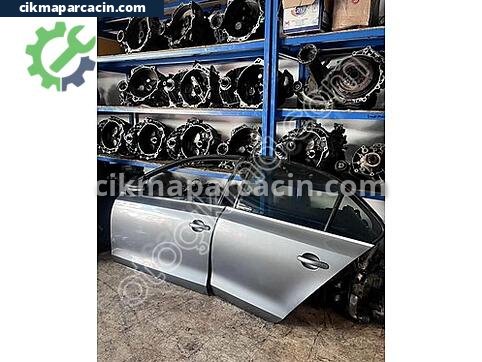 Volkswagen Jetta Sol Kapı çıkma parça