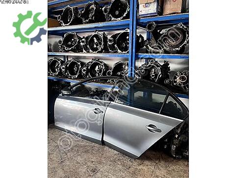 Volkswagen Jetta Sol Kapı çıkma parça
