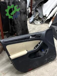 Volkswagen Jetta Sol Ön Kapı Döşemesi Bej Çıkma Orijinal