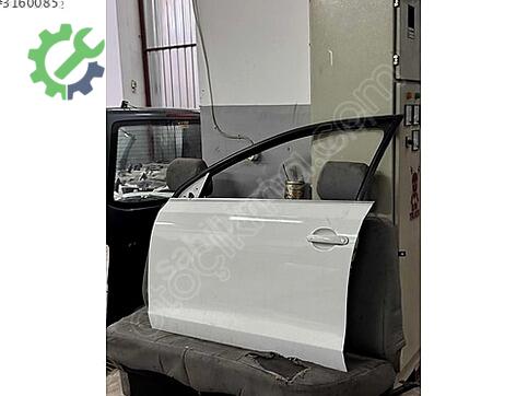 Volkswagen Jetta Sol Ön Kapı çıkma parça