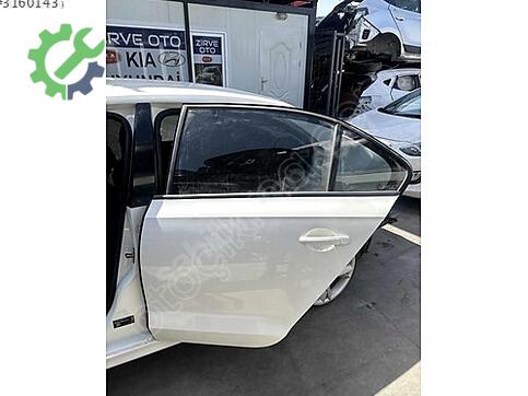 Volkswagen Jetta Sol Ön Kapı çıkma parça