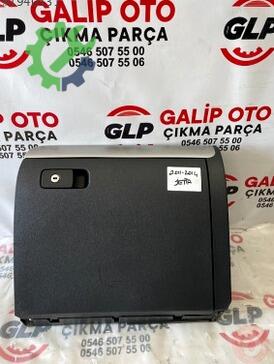 Volkswagen Jetta Torpido Kapağı çıkma parça