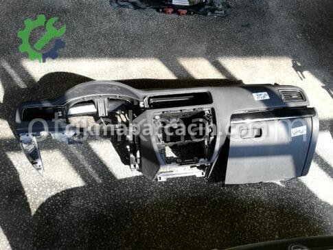 Volkswagen Jetta Havalandırma Izgaraları çıkma parça