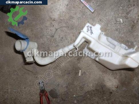 Volkswagen Jetta Yedek Su Deposu çıkma parça