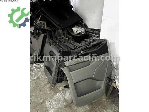 Volkswagen Transporter Kapı Döşemesi çıkma parça