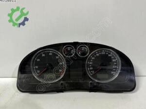 VOLKSWAGEN PAASSAT B5 3B0920809 2004 2010 ÇIKMA GÖSTERGE PANELİ