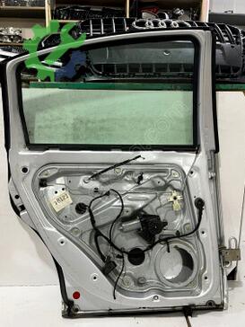 Volkswagen Passat Sol Arka Kapı çıkma parça
