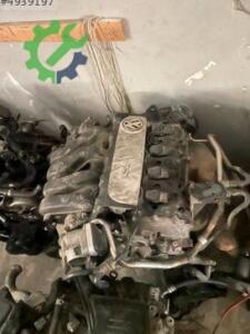 Volkswagen Passat Orijinal Çıkma Motor Komple (5. Adet)