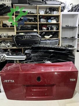 Volkswagen Passat Bagaj Kapağı çıkma parça