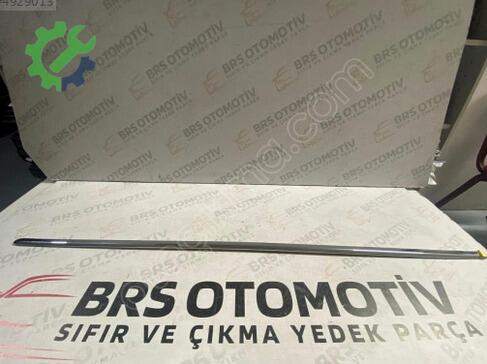 Volkswagen Passat Sağ Ön Kapı çıkma parça