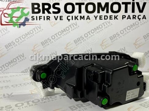 Volkswagen Passat Sağ Sis Farı 3G0941700 çıkma parça