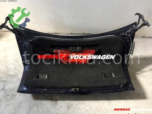Volkswagen Passat Bagaj Kapağı çıkma parça