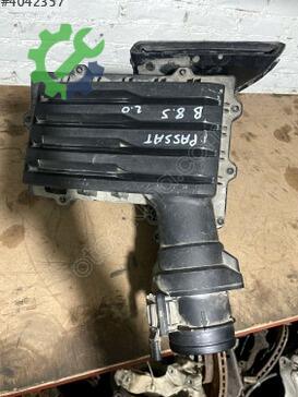 Volkswagen Passat Hava Filtresi Kutusu çıkma parça