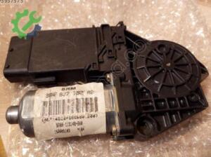 Volkswagen Passat Orijinal Çıkma Cam Motoru 9776