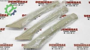 Volkswagen Passat 1997-2009 Orijinal Çıkma Kapı Direği 3B0867352