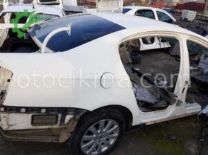 Volkswagen Passat B6 1.4 Sağ arka çamurluk beyaz hatasız orj