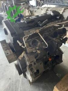 VOLKSWAGEN PASSAT B6 2.0 FSI  BVX SİLİNDİR KAPAĞI