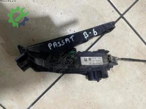 Volkswagen Passat Orijinal Çıkma Pedal (2. Adet)
