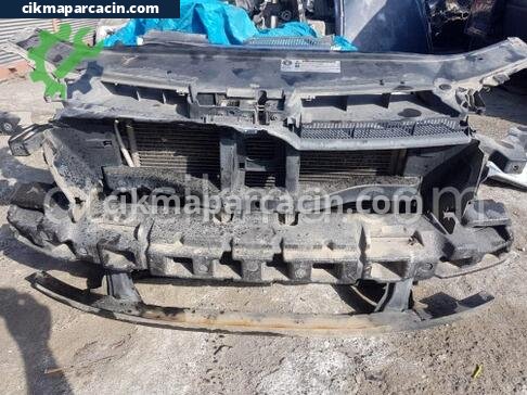 Volkswagen Passat Ön Panel çıkma parça
