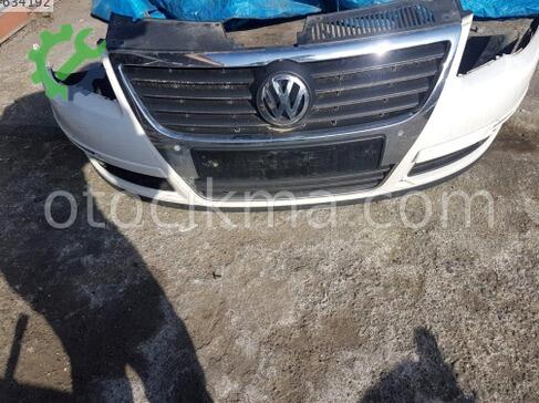 Volkswagen Passat Ön Tampon çıkma parça